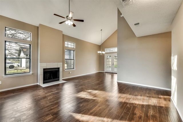 930 Thorton Drive, Cedar Hill, TX 75104