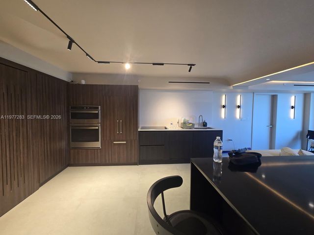 6820 Indian Creek Dr 6C, Miami Beach, FL 33141