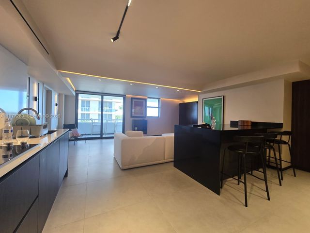 6820 Indian Creek Dr 6C, Miami Beach, FL 33141