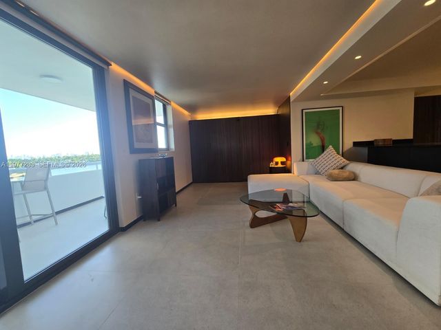 6820 Indian Creek Dr 6C, Miami Beach, FL 33141