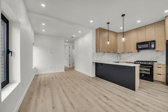 85-45 67th Road, Rego Park, NY 11374