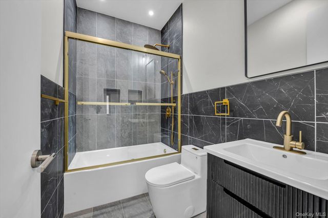 85-45 67th Road, Rego Park, NY 11374