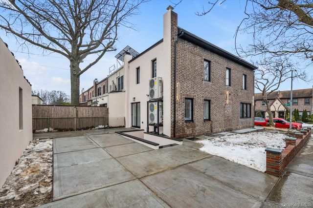 85-45 67th Road, Rego Park, NY 11374