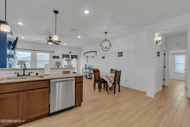 6552 TA SUIL Place, El Paso, TX 79932