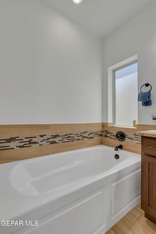 6552 TA SUIL Place, El Paso, TX 79932