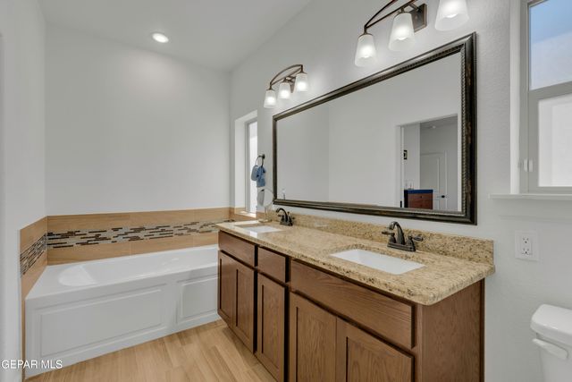 6552 TA SUIL Place, El Paso, TX 79932