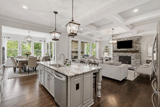 2024 Albatross Way, Gallatin, TN 37066