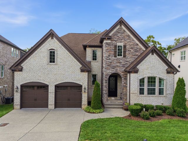 2024 Albatross Way, Gallatin, TN 37066