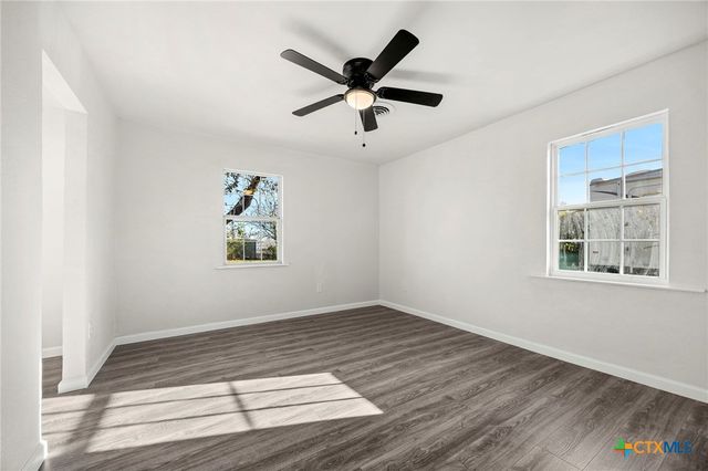 301 E Cherokee Drive, Harker Heights, TX 76548