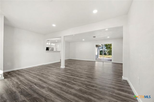 301 E Cherokee Drive, Harker Heights, TX 76548