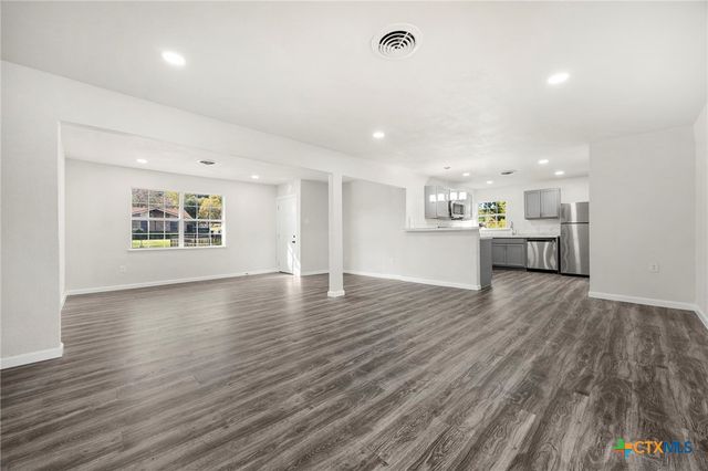 301 E Cherokee Drive, Harker Heights, TX 76548