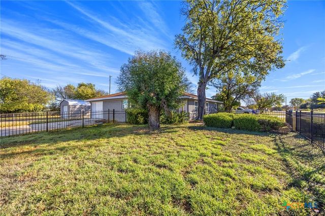 301 E Cherokee Drive, Harker Heights, TX 76548