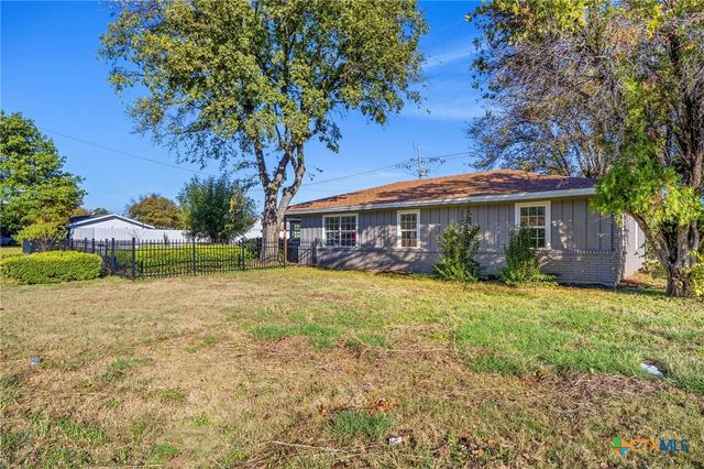 301 E Cherokee Drive, Harker Heights, TX 76548