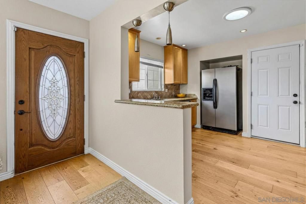 Image 4 of property listing at 425 8th Street, Imperial Beach, CA 91932