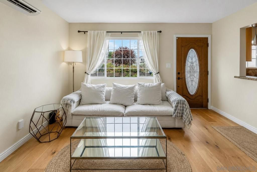 Image 9 of property listing at 425 8th Street, Imperial Beach, CA 91932