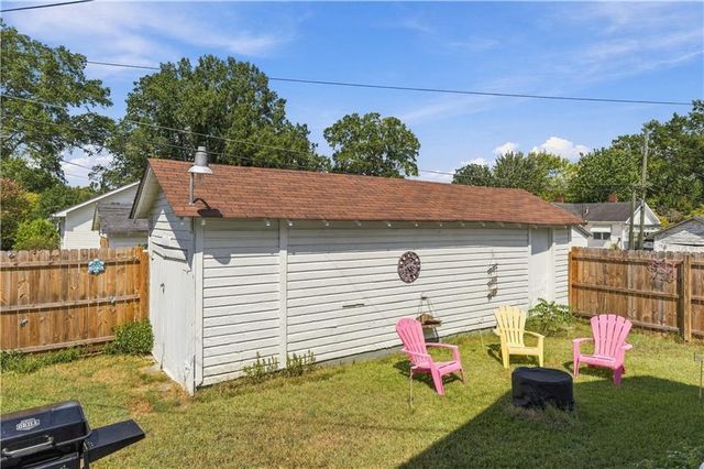 5 S 4th Street, Lindale, GA 30147