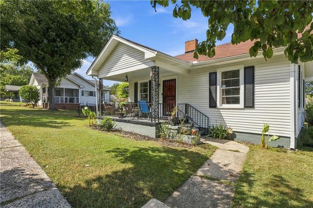 5 S 4th Street, Lindale, GA 30147