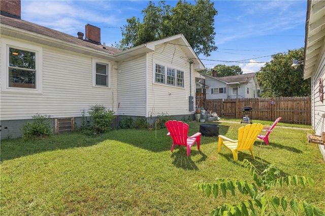 5 S 4th Street, Lindale, GA 30147