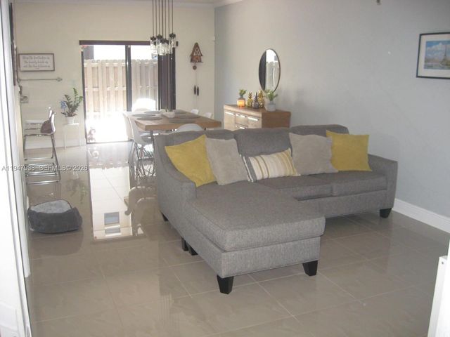 15070 SW 117th Way ---, Miami, FL 33196