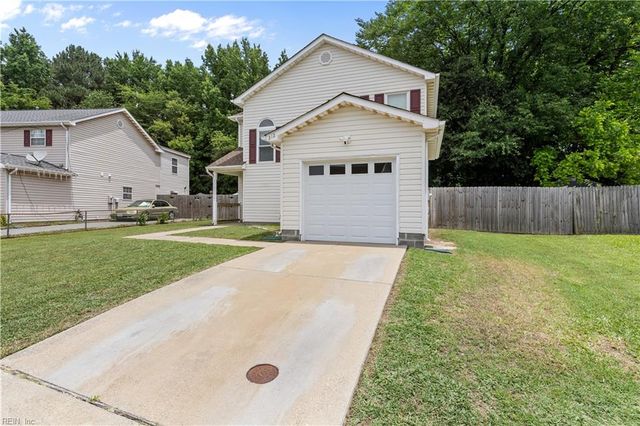 212 Greenfield CRES, Suffolk, VA 23434