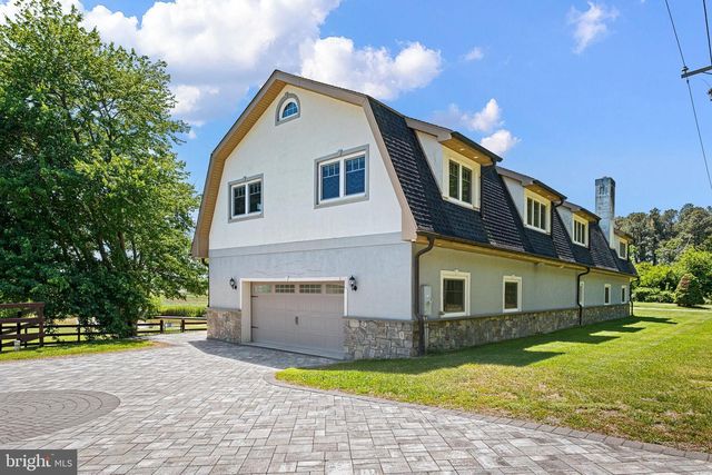 1114 TAYLORS BRIDGE RD, Townsend, DE 19734