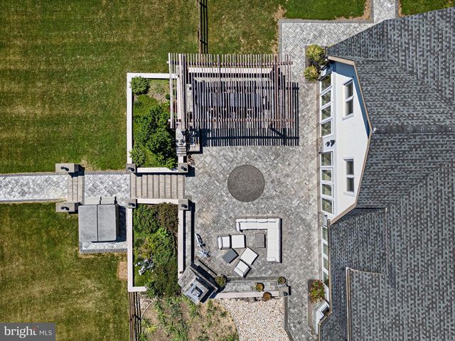 1114 TAYLORS BRIDGE RD, Townsend, DE 19734