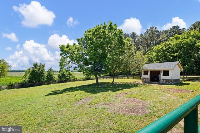 1114 TAYLORS BRIDGE RD, Townsend, DE 19734