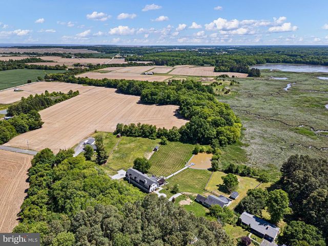 1114 TAYLORS BRIDGE RD, Townsend, DE 19734