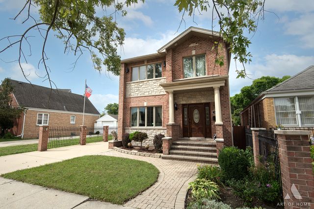 3456 N Pioneer Avenue, Chicago, IL 60634
