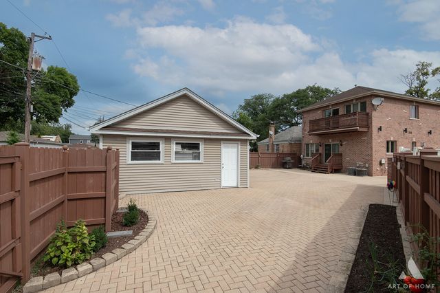 3456 N Pioneer Avenue, Chicago, IL 60634
