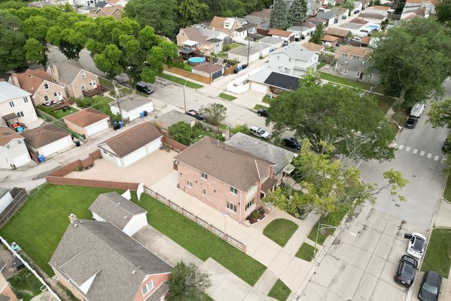 3456 N Pioneer Avenue, Chicago, IL 60634