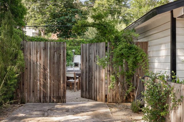 2007 Haskell ST, Austin, TX 78702