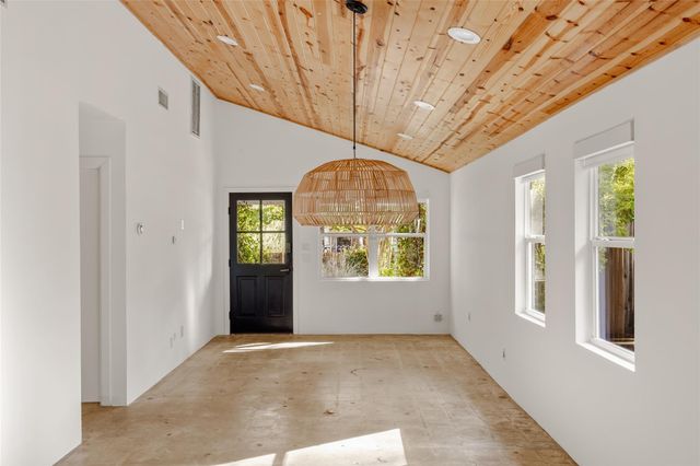 2007 Haskell ST, Austin, TX 78702