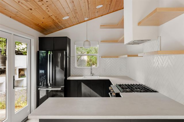 2007 Haskell ST, Austin, TX 78702