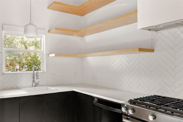 2007 Haskell ST, Austin, TX 78702