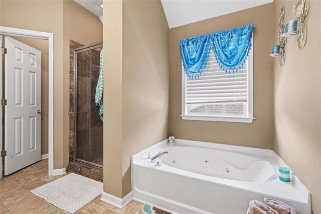 4510 Lightning Bolt Trail, Douglasville, GA 30135