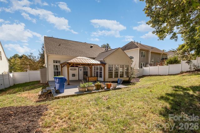 6859 Lakecrest Court, Denver, NC 28037