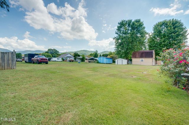 103 Mesa Drive, Erwin, TN 37650