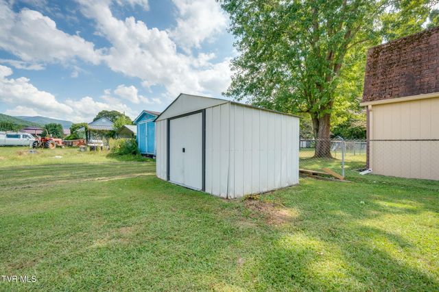 103 Mesa Drive, Erwin, TN 37650