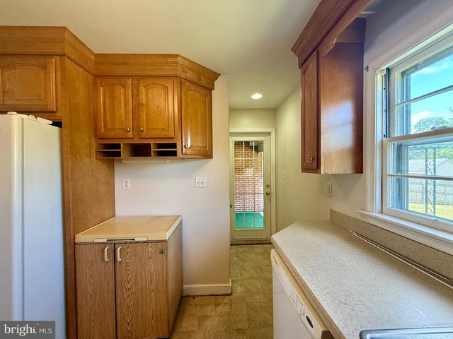 10916 ALLEN AVE, Hagerstown, MD 21740