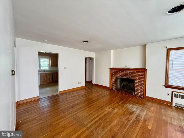 10916 ALLEN AVE, Hagerstown, MD 21740