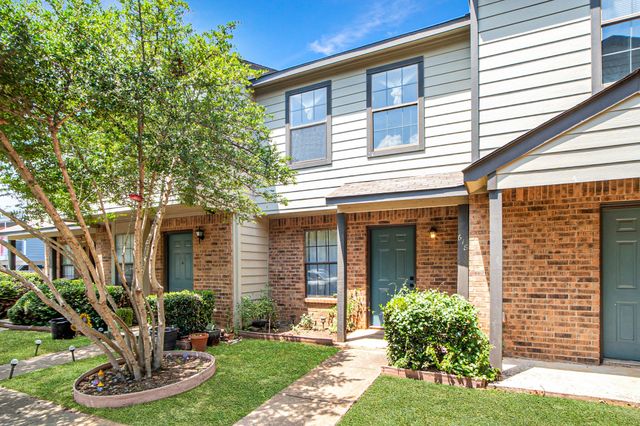 618 W Collins Street, Denton, TX 76201