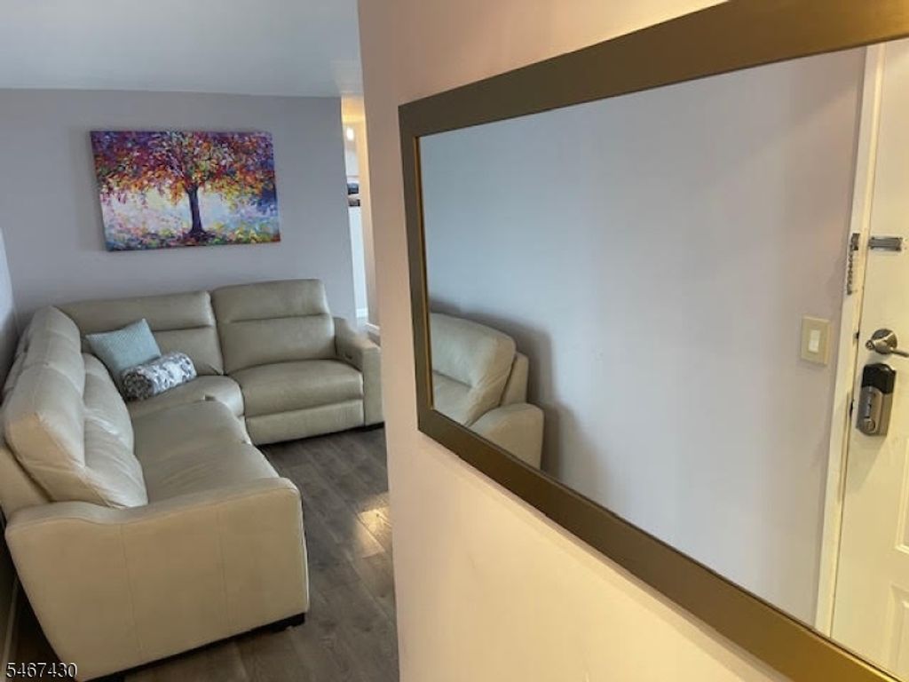 1150 W Saint George C31 31, Linden City, NJ 07036 — photo 4