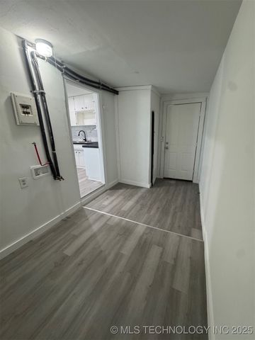 909 N 6th Street, Mcalester, OK 74501