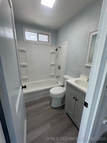 909 N 6th Street, Mcalester, OK 74501