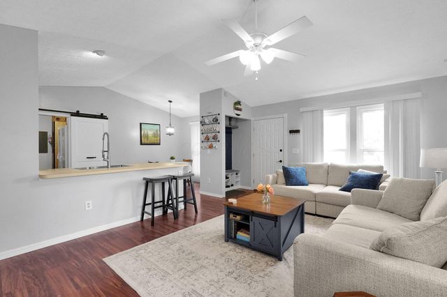 652 Academy Drive, Galloway, OH 43119