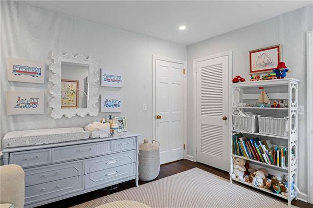 1556 Walthall Court NW, Atlanta, GA 30318