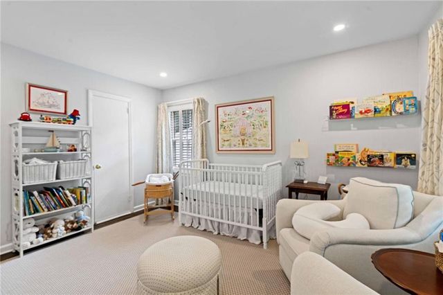 1556 Walthall Court NW, Atlanta, GA 30318
