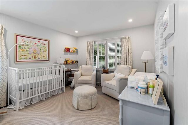 1556 Walthall Court NW, Atlanta, GA 30318