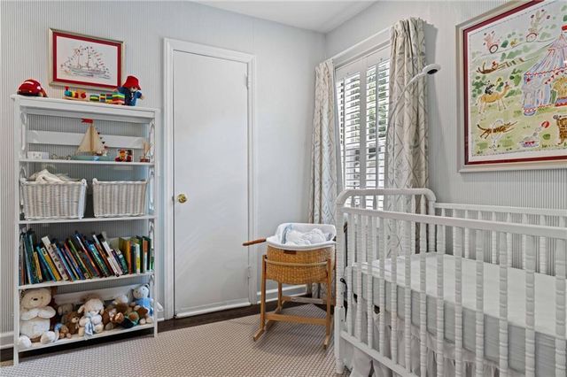 1556 Walthall Court NW, Atlanta, GA 30318